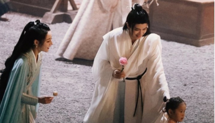 《与君初相识》第二季《恰似故人归》定档4月4日，这一季还会继续虐吗？