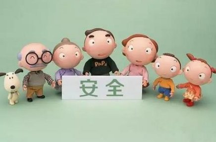 女子晾晒被子从五楼坠落身亡,如何提高日常生活的安全意识?