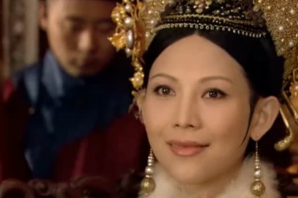 清朝唯一被废的皇后,嫁给了自己的表哥却不幸福,她是谁?