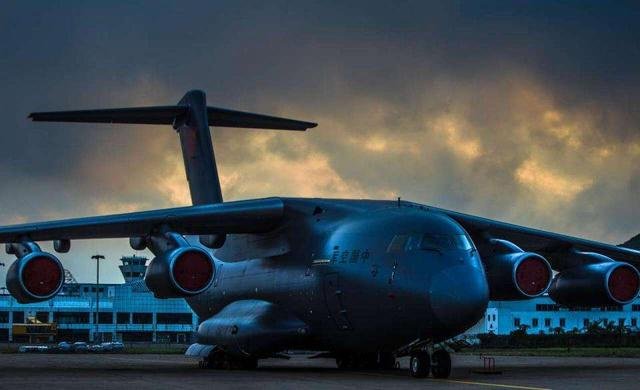 我国研制的运20运输机性能如何？将来有什么改进的空间？