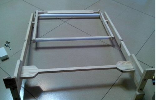 十字绣架子怎么使用