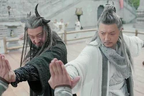 何太冲究竟什么辈分，宋远桥竟向他磕头？