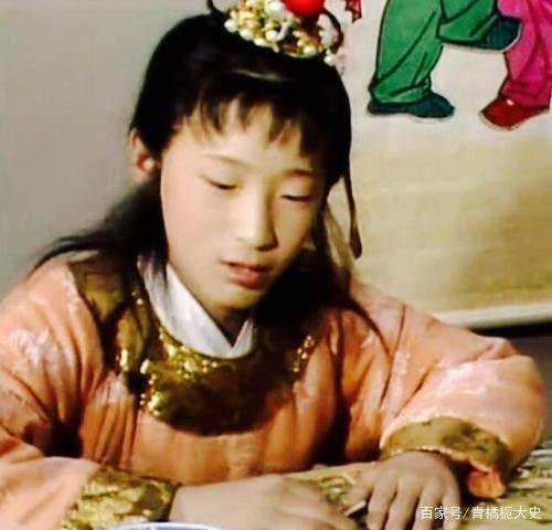 红楼梦中的贾宝玉、贾环和贾兰，他们之间的关系是怎样的？