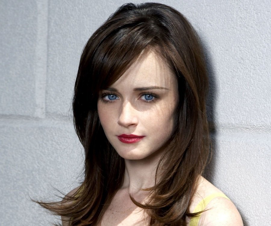 俄罗斯人在体貌上和正统欧洲人有哪些区别？我发现他们多少都有一点蒙古人特征啊？