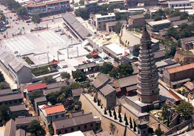 请以国家历史文化为话题写一篇600字作文