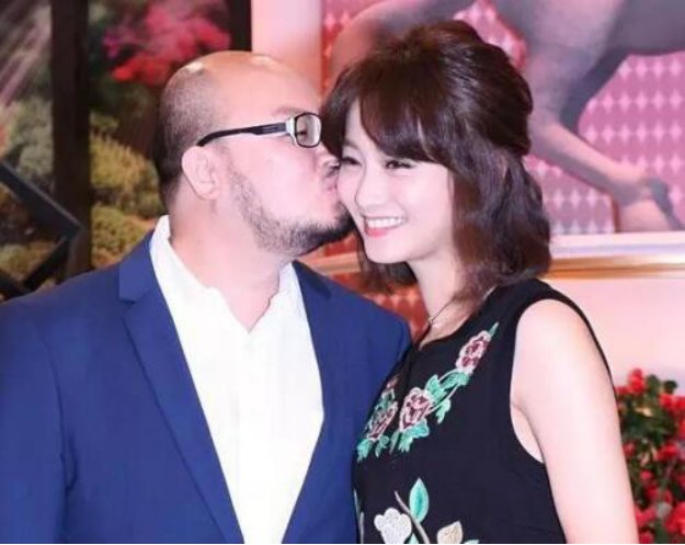 赵小侨怎么看上刘亮佐？