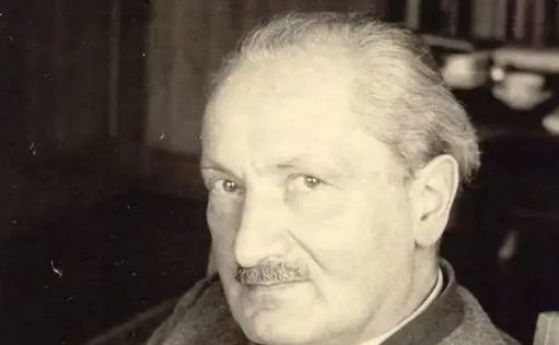 海德格尔的话:向死而生。德语原话？