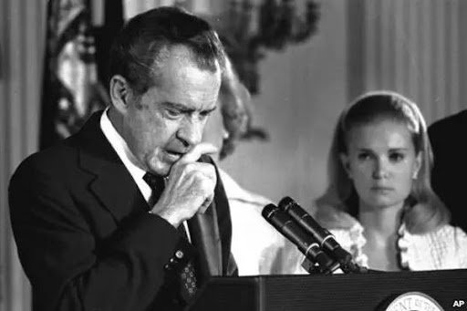 尼克松被弹劾的原因