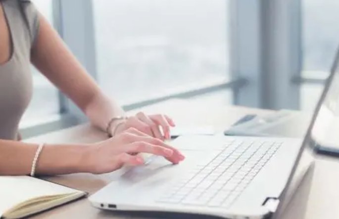 大众创业万众创新是哪一年提出来的？