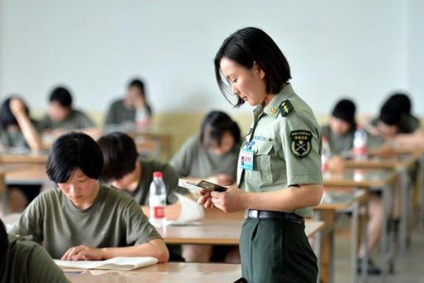 女生当兵有什么好处？