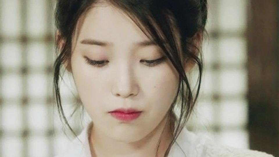 《制作人》iu和谁在一起了？