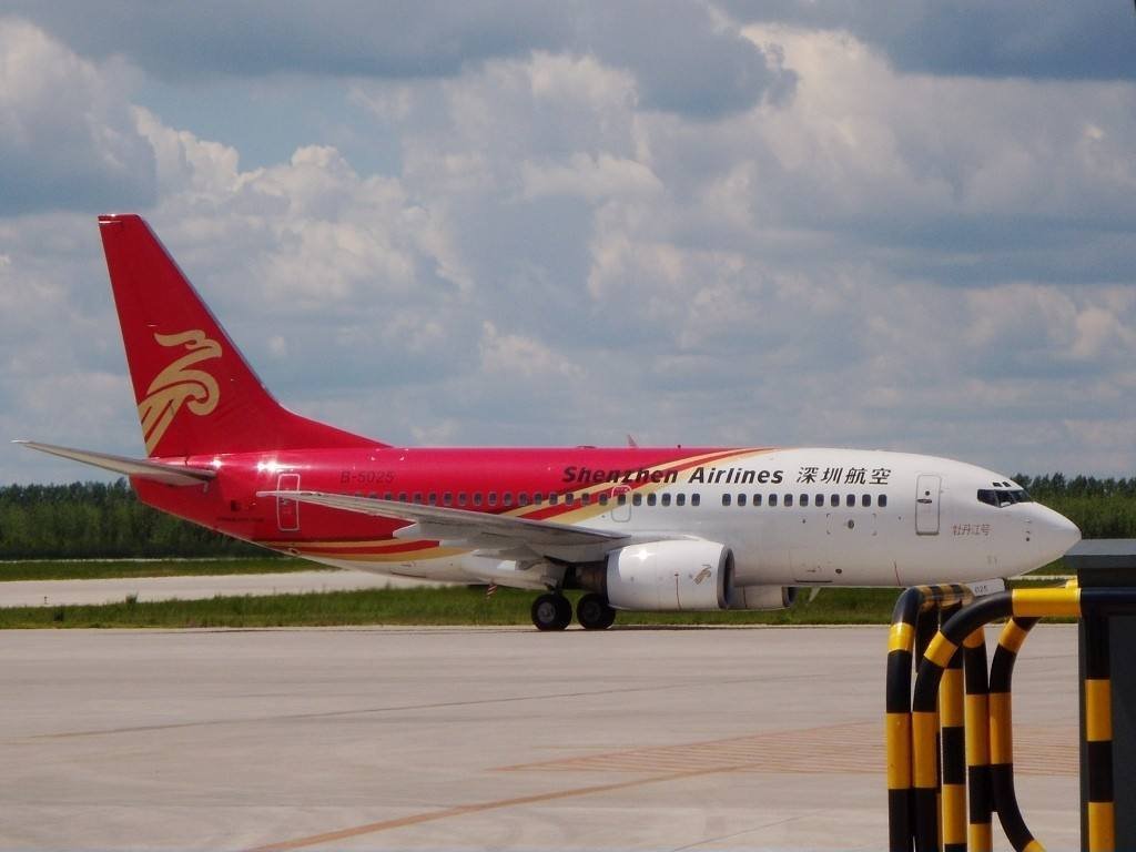 飞机延误多久能够申请赔偿?