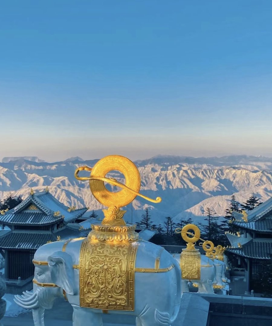 求四川旅游景点排名前十，哪些比较值得去？