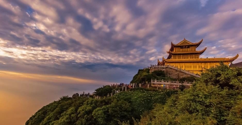 求四川旅游景点排名前十，哪些比较值得去？