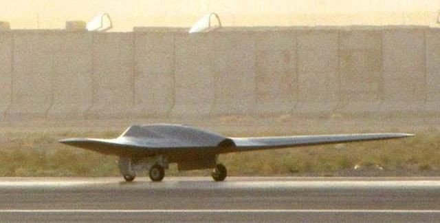 伊朗隐身无人机首次实战，恐怖分子睡梦中遭灭顶，伊朗无人机技术为何究竟这么厉害？