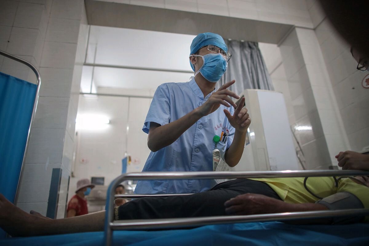 男生学护理专业就业前景怎么样？