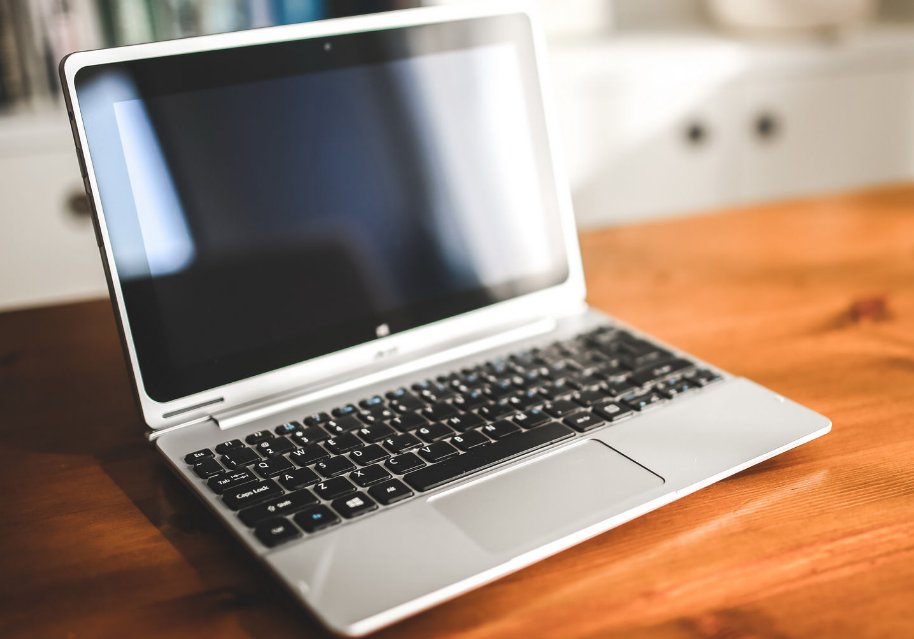 为什么我玩pubglite在账号登录界面点击登录没有反应？