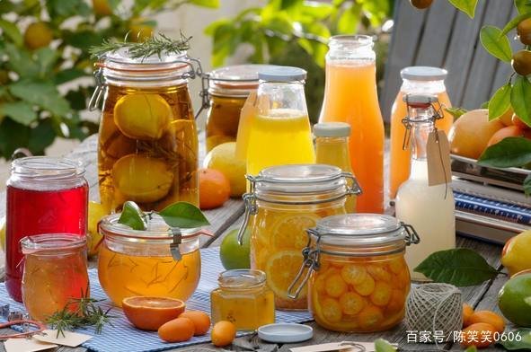 有哪些适合女生创业的小项目可以尝试?